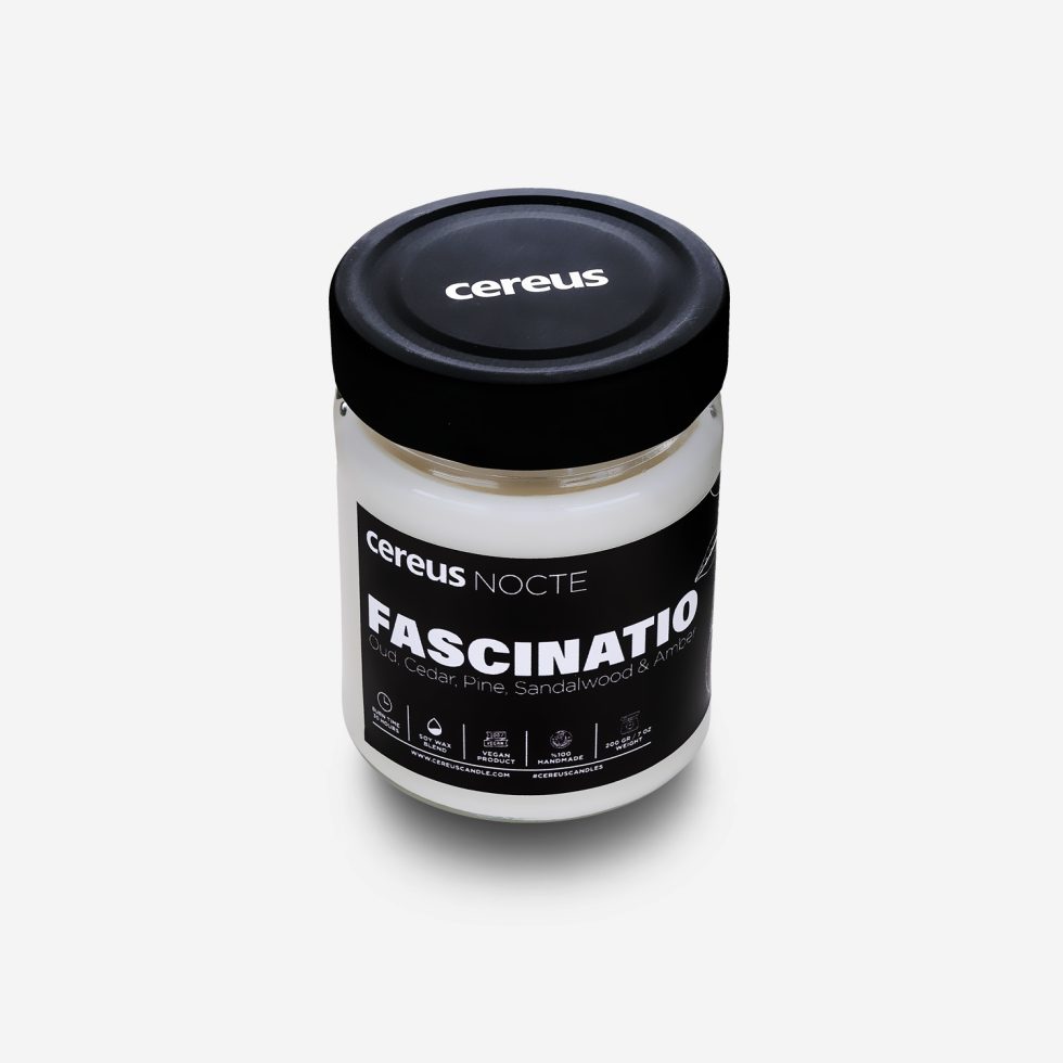 Cereus Nocte Fascinatio Ud Ağacı Kokulu Cam Kavanoz Doğal Soya Mum